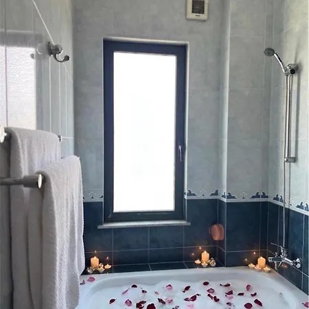 Appartement Montrix Host